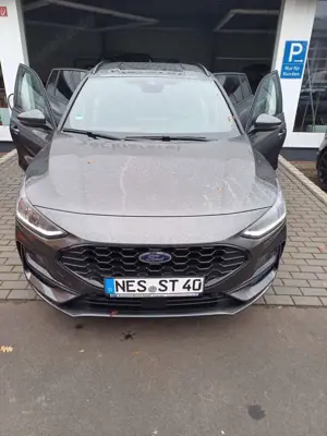 Ford Focus ST-Line Mildhybrid Toter-Winkel Styling Paket Bild 4