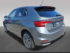 Skoda Fabia 1.0 TSI Tour+WInter+PDC vorne