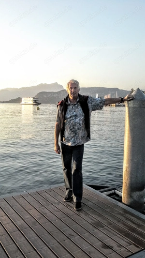 Suche eine Frau 60 bis 70 J die in Friedrichshafen wohnt und ich Mann 68J  besuchen kann 