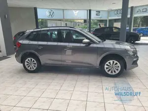 Skoda Kamiq Selection 1.0 TSI DSG LED RFK Smart-Link Bild 4