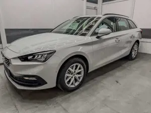 SEAT Leon Sportstourer STYLE 1.5 TSI 150PS PANO SHZ ACC 1...