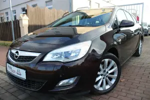 Opel Astra J Sports Tourer|Klimaanlage|Sitzheiz.|Alu