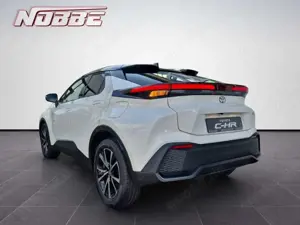 Toyota C-HR 2.0 Hybrid Teamplayer Bild 3
