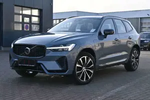 Volvo XC60 T8 Ultimate Dark AWD*AHK*360°*PANO*