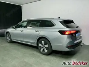 Volkswagen Passat Variant 2.0 TDI SCR DSG Business Garantie Bild 4