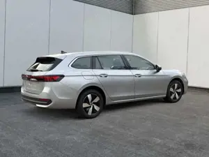 Volkswagen Passat Variant Business DSG+AHK+MASSAGE+NAVI+... Bild 4