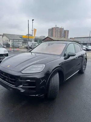 Porsche Cayenne Coupe GTS,Burmester,PDCC, 2026