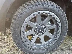 Isuzu D-Max Double Cab 4WD Autm. V-Cross Bild 5