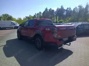 Isuzu D-Max Double Cab 4WD Autm. V-Cross Bild 3