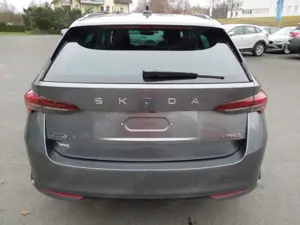 Skoda Octavia Combi 1.5TSI mHEV DSG/Selection/LED/AHK/Kamera Bild 5