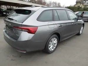 Skoda Octavia Combi 1.5TSI mHEV DSG/Selection/LED/AHK/Kamera Bild 4