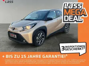 Toyota Aygo 1.0 Teamplayer ACC Fernlichtass. Kam. Navi