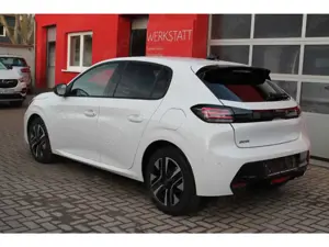 Peugeot 208 Allure PT100 360Kam Navi Shz PDC TWA DAB Apple Bild 3