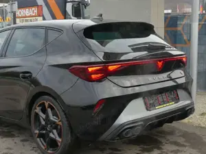 CUPRA Leon VZ TSI DSG Matrix Sennheiser Navi Klima Navi Bild 5