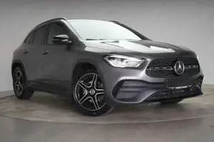 Mercedes-Benz GLA 200 7G-DCT AMG Navi/Temp/Kamera/Lane/Ambient