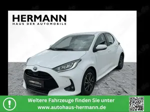 Toyota Yaris 1.5 Hybrid Team Deutschland*CAM*LED*SHZ*PDC