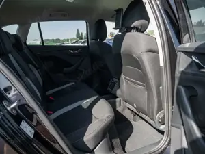 Skoda Scala 1.0 TSI Tour DSG SHZ NAVI AHK ACC LED Bild 4