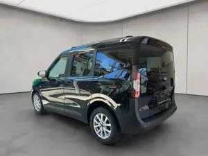 Ford Tourneo Courier 1.0 EcoBoost TITANIUM 92 kW, 5-tür Bild 3