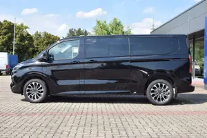 Ford Tourneo Custom L2H1 Titanium X 4x4 Vollausstattung Bild 3