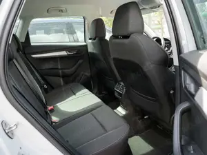 Skoda Karoq 2.0 TDI Tour NAVI AHK ACC FACEL. LED Bild 4