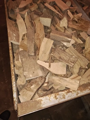 Holz-Reste, Schüttraummeter (srm) Brennholz, aus Nachlass zu verkaufen (74182 Obersulm)