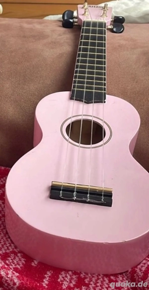 kinder ukulele