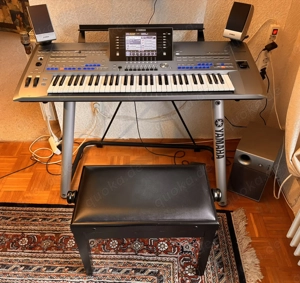 Keyboard Yamaha 5-61