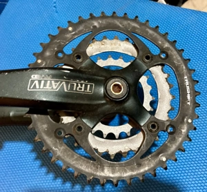 TRUVATIV MTB Kurbel, 3-fach, CrMO Kettenblätter (rostfrei)