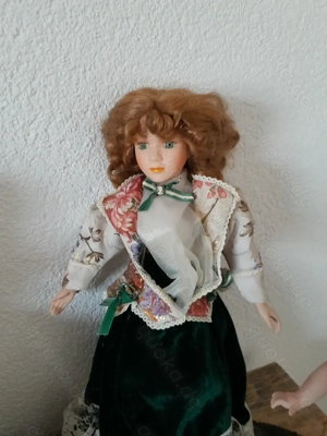 Verschiedene Porzellan Puppen 