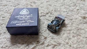 Minh Long Vietnam Porzellan Miniatur-Auto   Sammlerobjekt, handbemalt