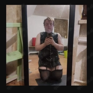 Hallo ich bin eine Sissy Dwt