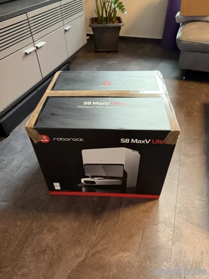 Roborock S8 MaxV Ultra weiß Saugroboter mit Selbstreinigungsstation