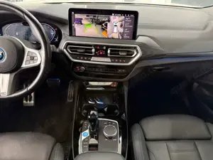 BMW X3 iX3 Impressive*M-PAKET*PANO*HEADUP*MEMORY*HK* Bild 5