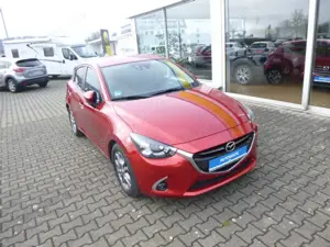 Mazda 2 SKYACTIV-G 90 Automatik, 1. Hand, Winterräder, TÜV Bild 3