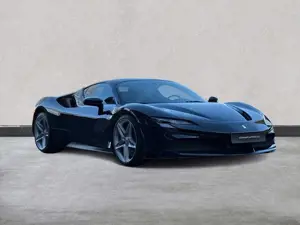 Ferrari SF90 Stradale *20 Zoll*DAB Radio*Matrix LED* Bild 5