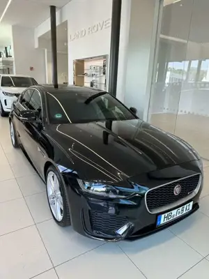 Jaguar XE R-Dynamic SE