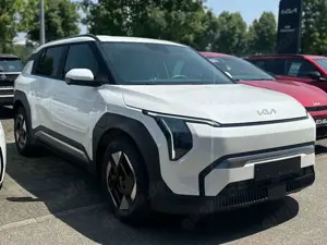 Kia EV3 58,3 kWh FWD AIR Spurhalteassistent*Navi Bild 5