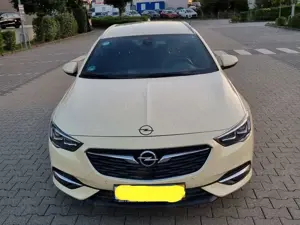 Opel Insignia Insignia Sports Tourer 2.0 Diesel Aut. Edition Bild 4