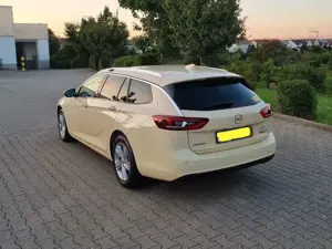 Opel Insignia Insignia Sports Tourer 2.0 Diesel Aut. Edition Bild 3