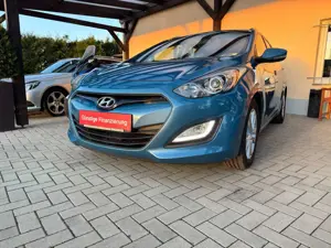 Hyundai i30 Kombi|Trend|Winterräder|Teilleder|Klimaautom.|