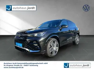 Volkswagen Tiguan 2.0 TDI DPF R-Line DSG DCC RFK APP LED AHK