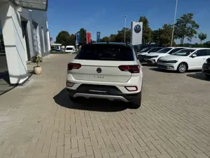 Volkswagen T-Roc Life 1.5l TSI RFK AHK NAVI ACC Bild 5