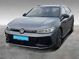 Volkswagen Passat Variant 2.0 TDI R-Line*Massage*LEDMatrix* Bild 2