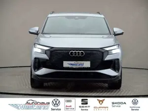 Audi Q4 e-tron 220kW quattro Navi LED Klima Navi Einparkhilfe