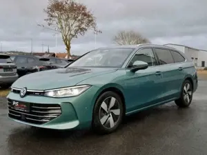 Volkswagen Passat Variant Passat 2.0 TDI DSG Elegance+AHK+Matrix+360°