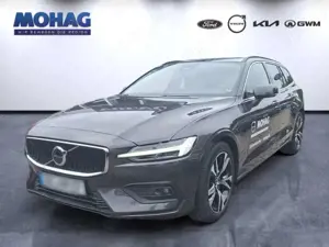 Volvo V60 Kombi B3 Benzin EU6d Core digitales Cockpit Memory