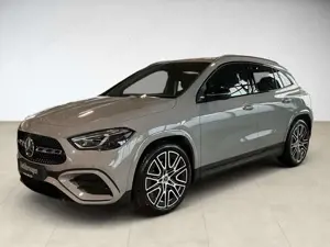 Mercedes-Benz GLA 180 AMG AHK AUT DynLicht Fernlichtass. Kam.