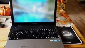 Medion Akoya Intel  Core  i3-- 8 GB RAM 650GB -Win.11 HOME