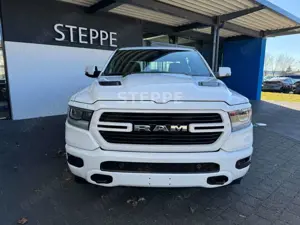 Dodge RAM 1500 5,7 V8  LARAMIE Sport Luftfed. AHK 20" Bild 2