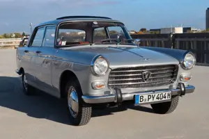 Peugeot 404 SL Bild 2